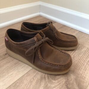 Clarks Wallabees Loafers in Brown Leather Size 8.5